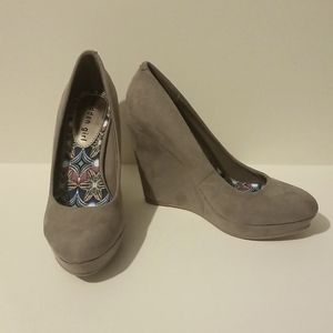 Madden Girl taupe wedge heels, size 6.5, brand new